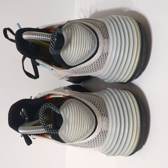 Nike Air Max 2090 GS Sneakers Size 6.5Y women size 8 - Picture 3 of 10